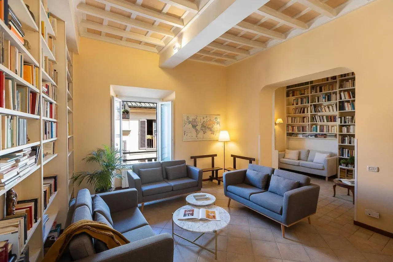 Amazing Campo De' Fiori Apartment Rome