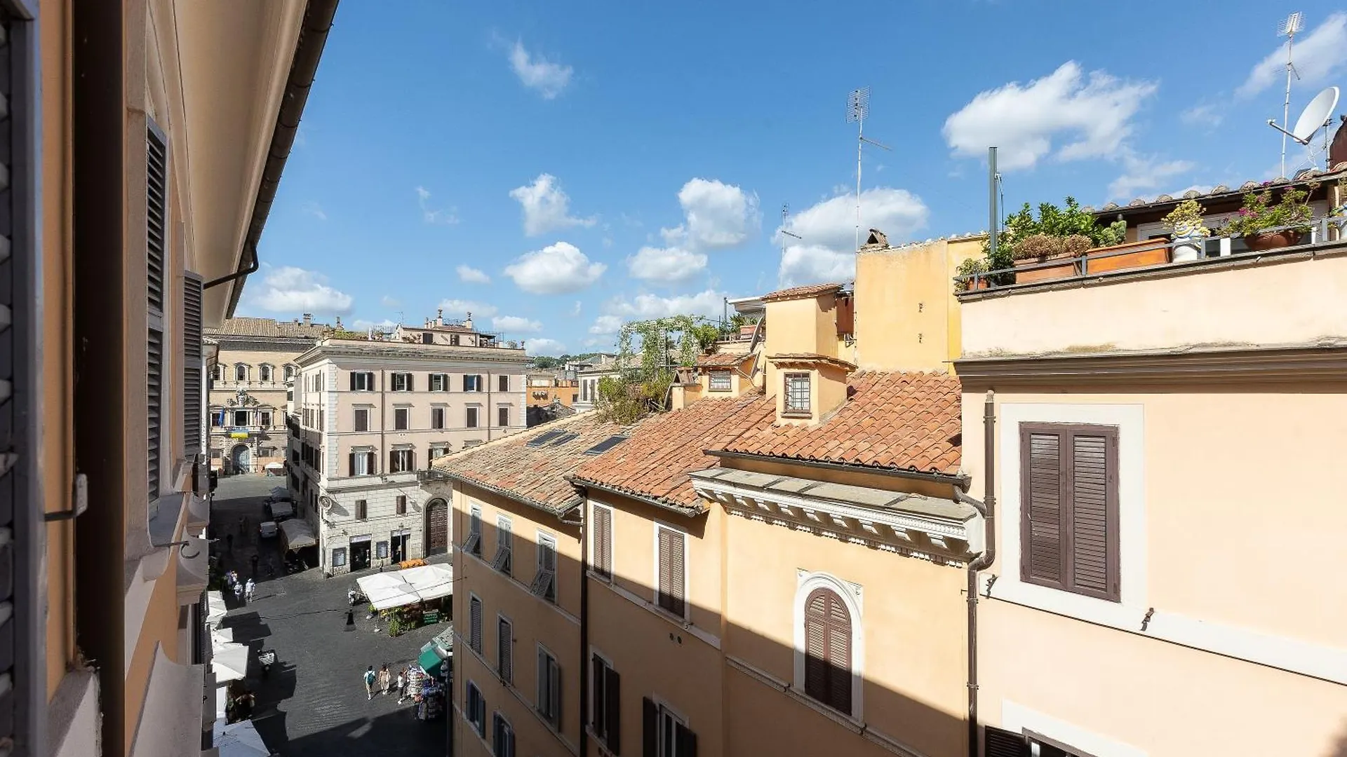 Amazing Campo De' Fiori Apartment Rome Italy